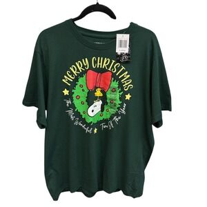 Peanuts Snoopy Woodstock Shirt Mens XL Green Merry Christmas Graphic Tee